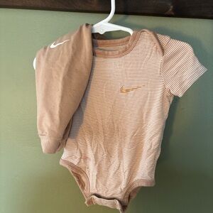 Nike Beige Striped Baby Bodysuit and Pant Set